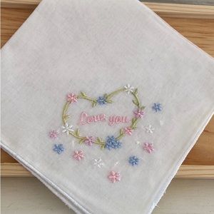 Classic Vintage “Love You” Sweetheart White Linen Womens Hankie Handkerchief